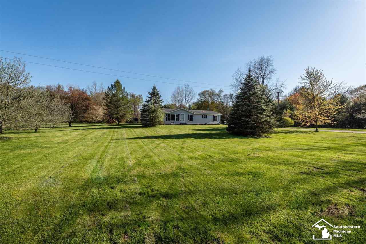 12111 Oelke Road Maybee, MI 48159 - Photo 23 of 48