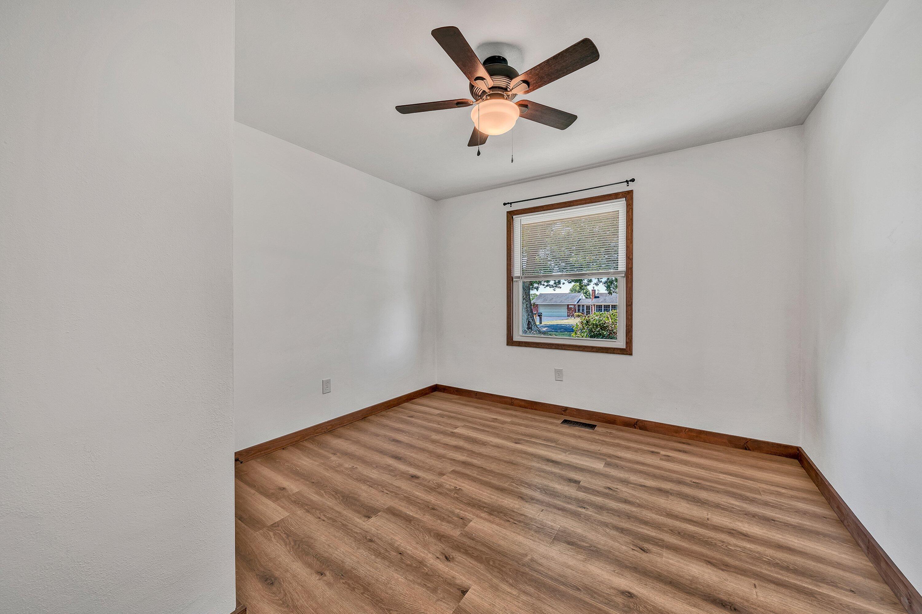 1084 Altice Road Moneta, VA 24121 - Photo 15 of 45 pic 15