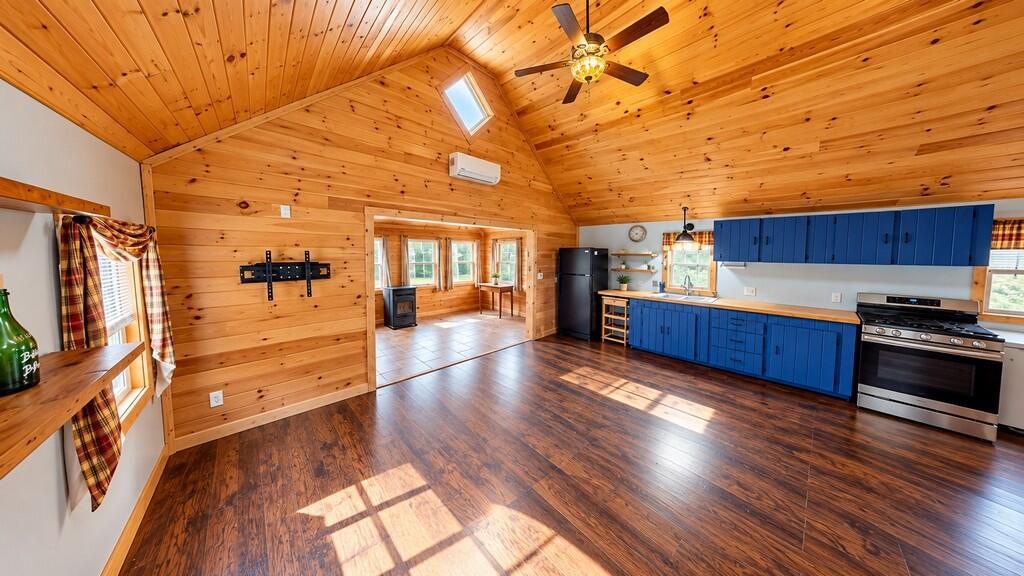 241 Baker Brook Road Bradley, ME 04411 - Photo 10 of 106 Living Room 4 (251-BBR-Bradley) (Copy)