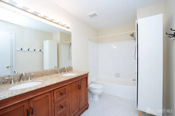 $2,550 | 6202 Cedar Court, Monmouth Junction, NJ 08852