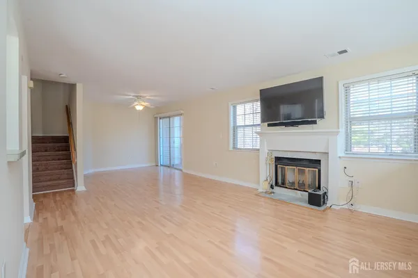 $2,550 | 6202 Cedar Court, Monmouth Junction, NJ 08852