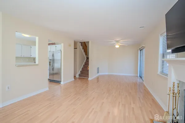 $2,550 | 6202 Cedar Court, Monmouth Junction, NJ 08852