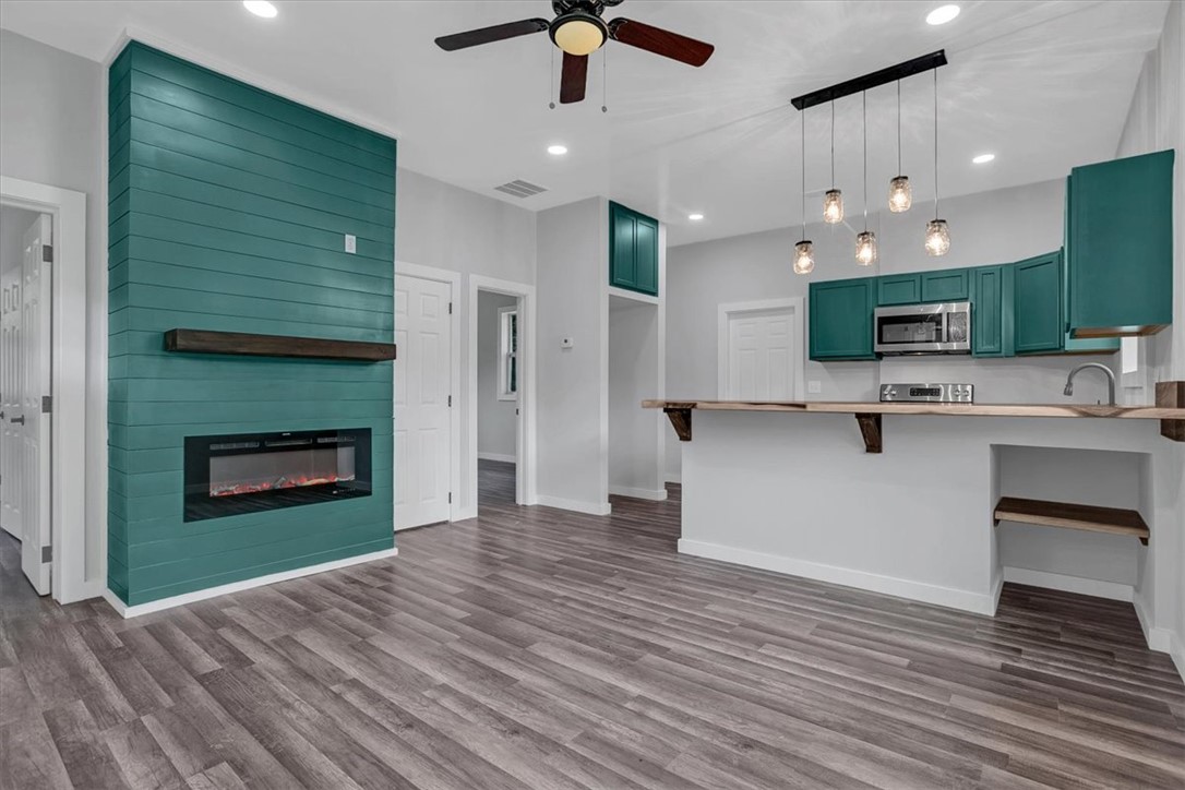 21 Lonsdale Street Seneca, SC 29678 - Photo 4 of 14