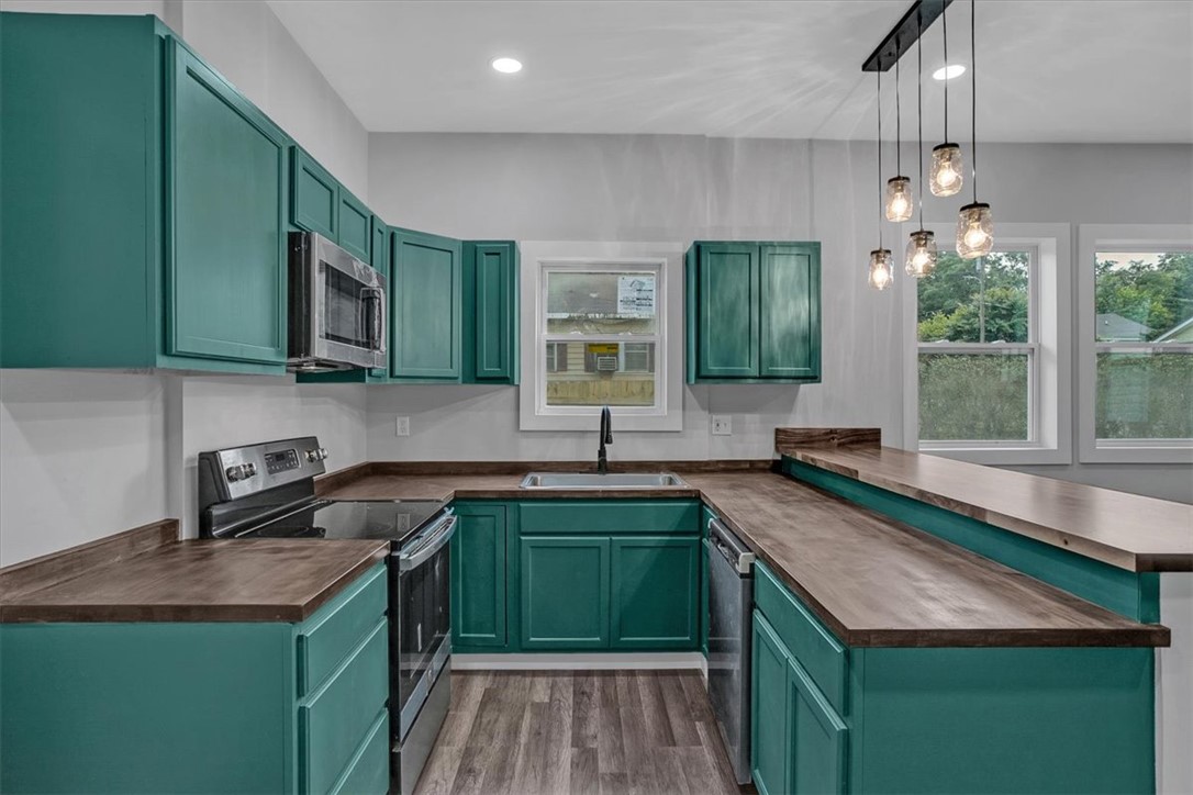 21 Lonsdale Street Seneca, SC 29678 - Photo 7 of 14