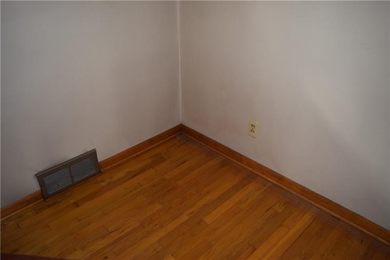 839 Clarksville Road Mercer, PA 16137 - Photo 9 of 19