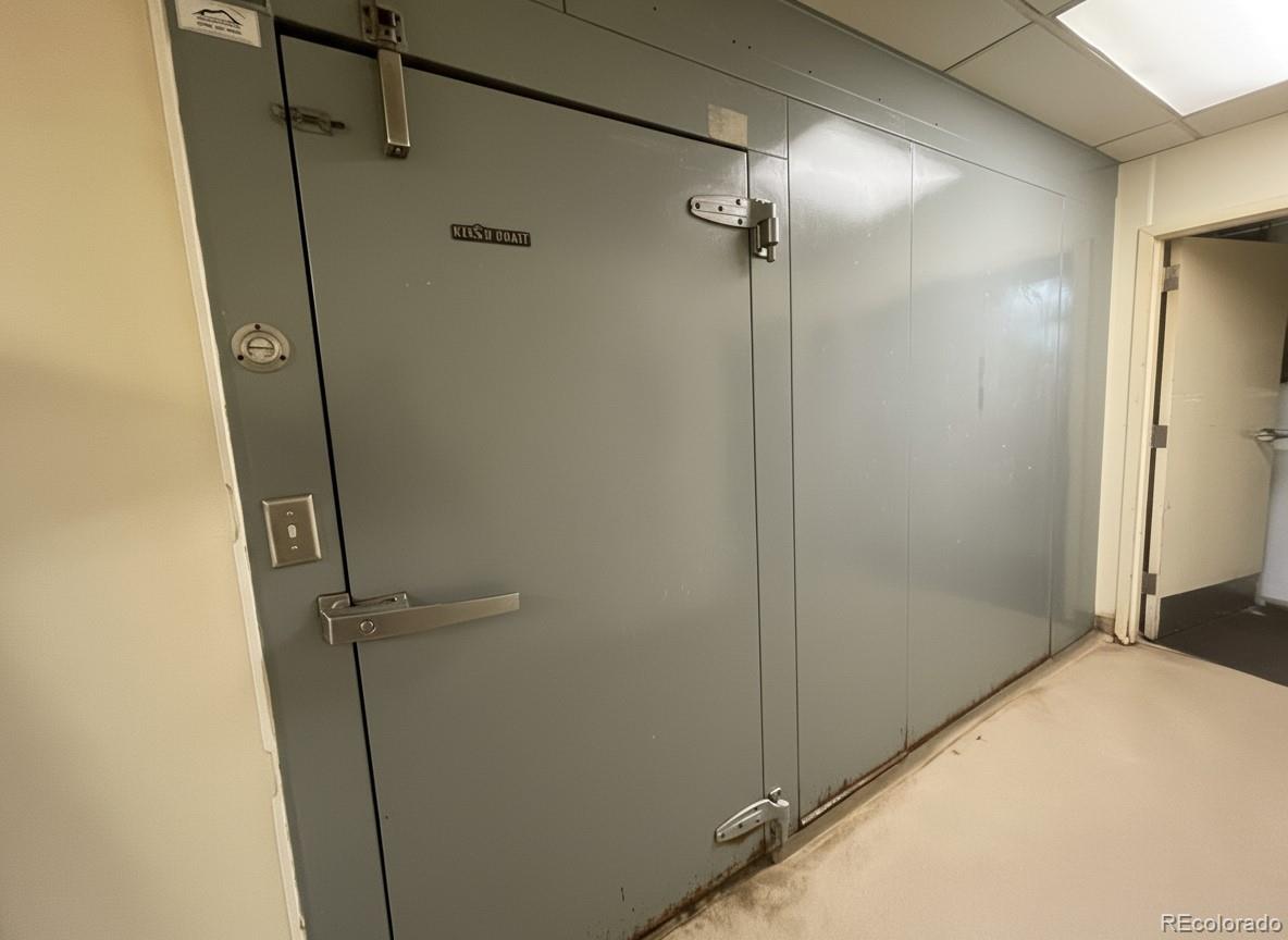 536-520 Cherokee Street Denver, CO 80204 - Photo 25 of 37 a bathroom with a shower
