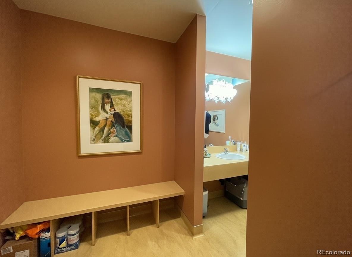 536-520 Cherokee Street Denver, CO 80204 - Photo 33 of 37 a view of an empty room and bathroom