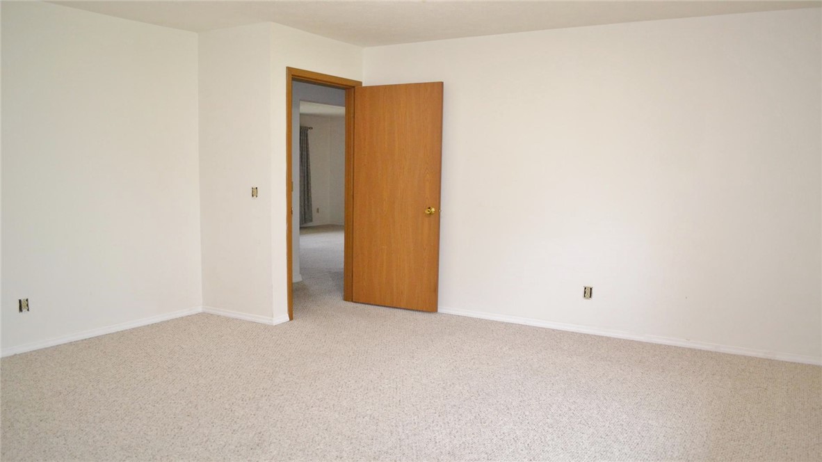 1031 Armsgate Road Springfield, OH 45503 - Photo 19 of 30