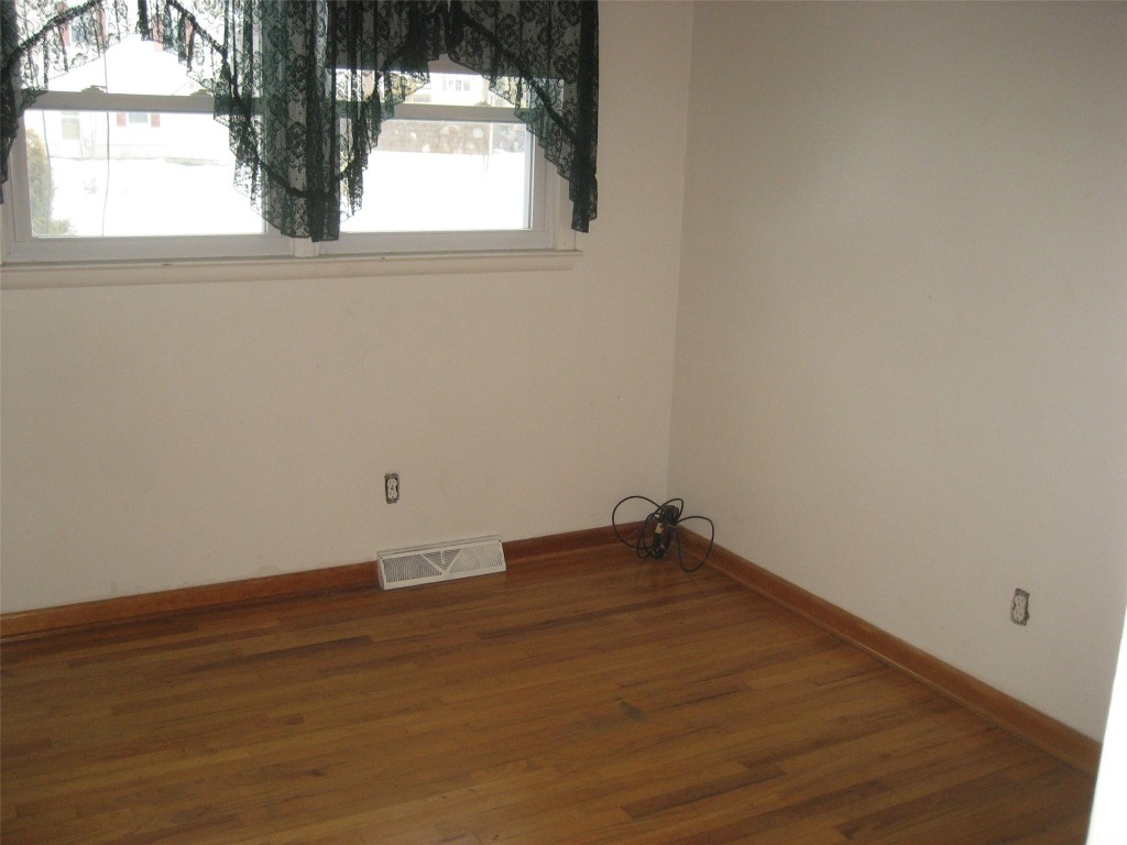 709 Zeggert Road Endicott, NY 13760 - Photo 21 of 33 Gallery Image 21