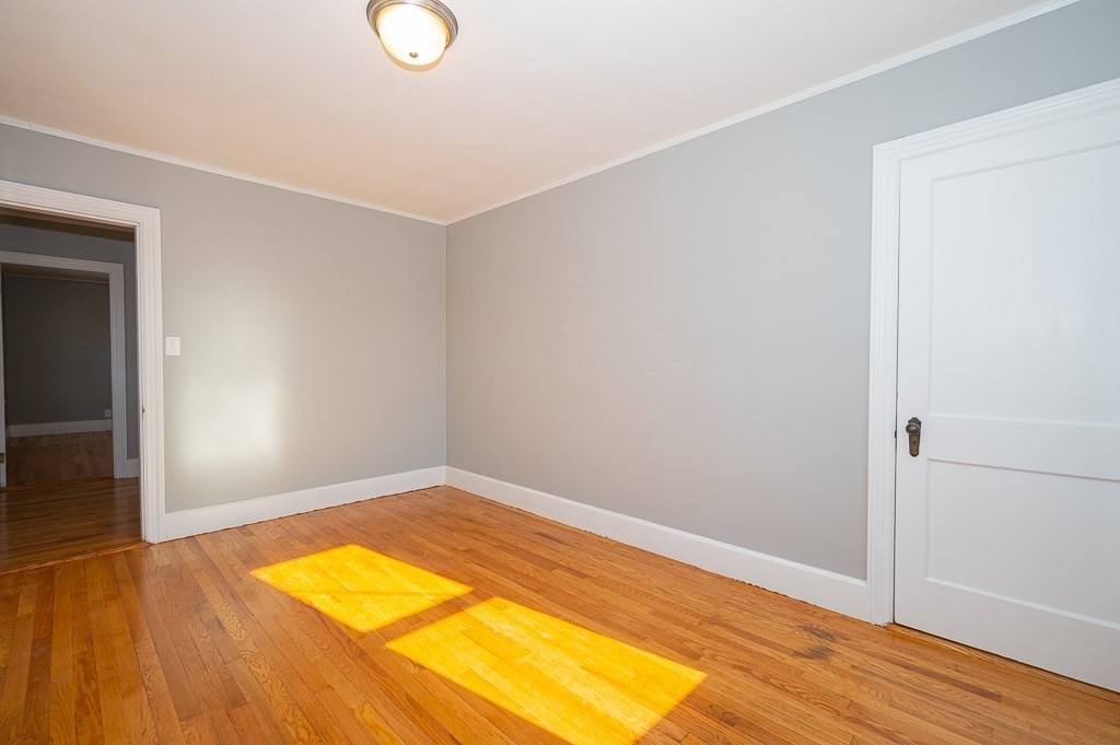 15 Everett Avenue Webster, MA 01570 - Photo 32 of 40