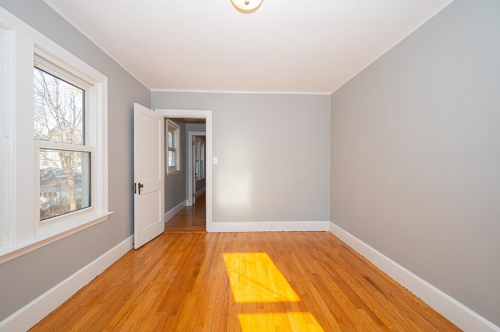 15 Everett Avenue Webster, MA 01570 - Photo 33 of 40