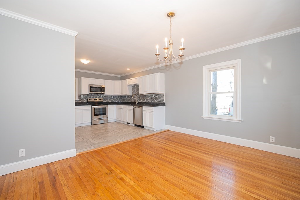 15 Everett Avenue Webster, MA 01570 - Photo 9 of 40