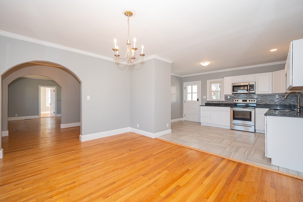 15 Everett Avenue Webster, MA 01570 - Photo 10 of 40