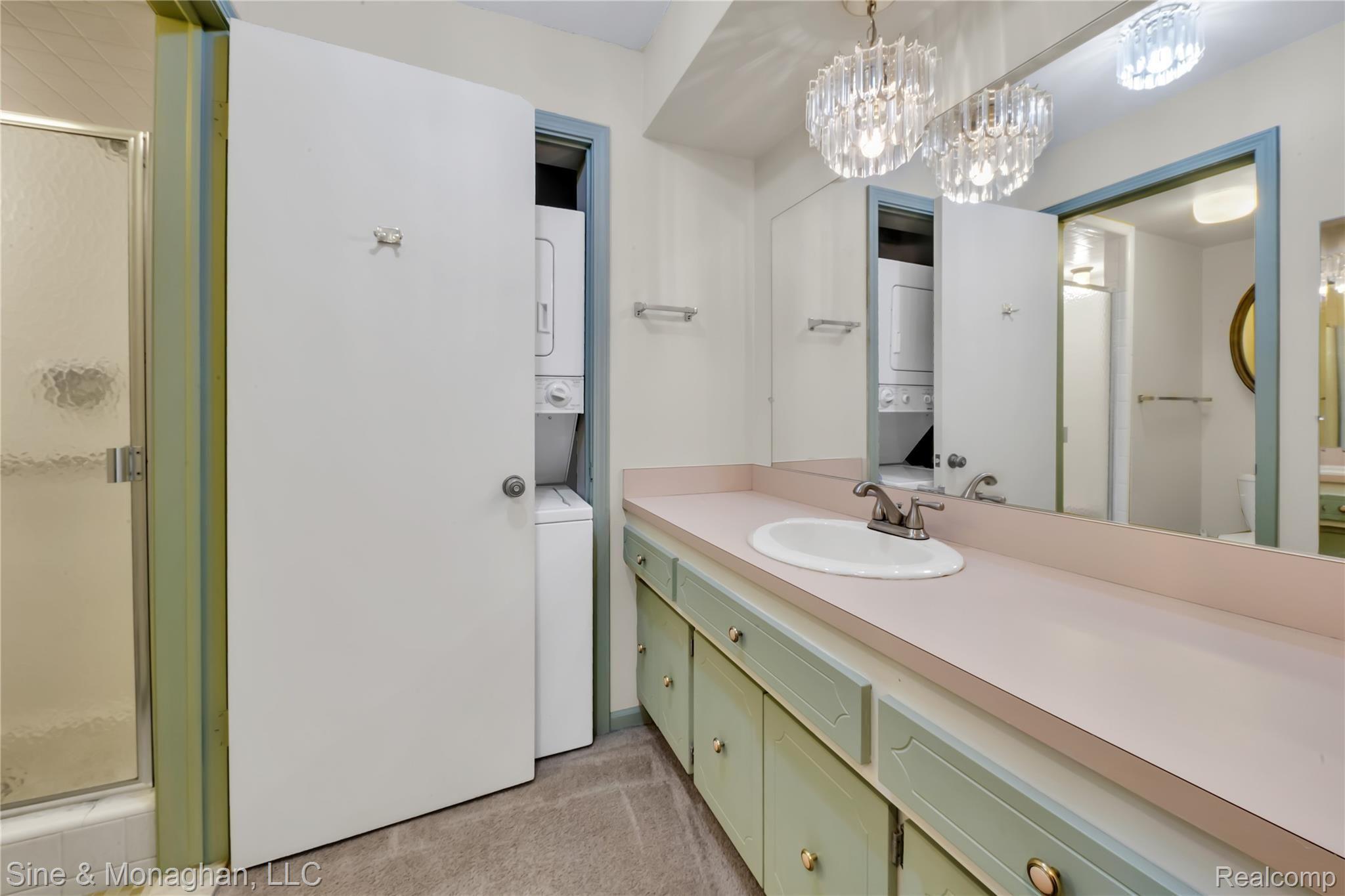 1750 Vernier Road, Unit 19 Grosse Pointe, MI 48236 - Photo 15 of 24 1750 Vernier Rd Apt #19 - HD Drone Photography-19.jpg