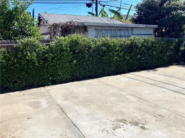 a backyard of a house