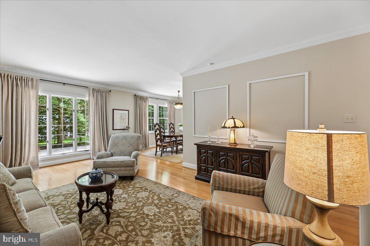2520 Penny Royal Lane Reston, VA 20191 - Photo 7 of 40