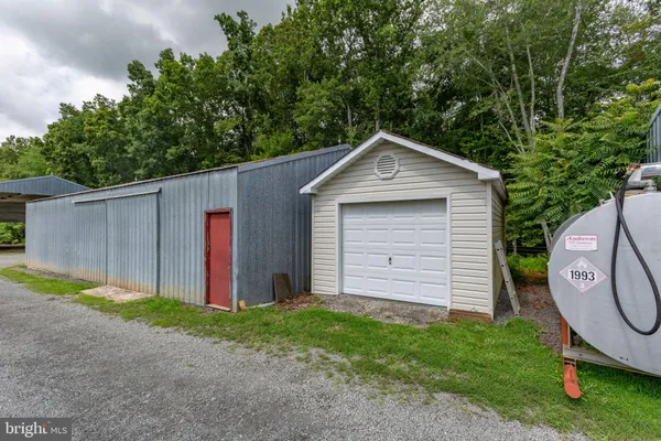 $899,995 | 31260 Eleys Ford Road, Fredericksburg, VA 22407