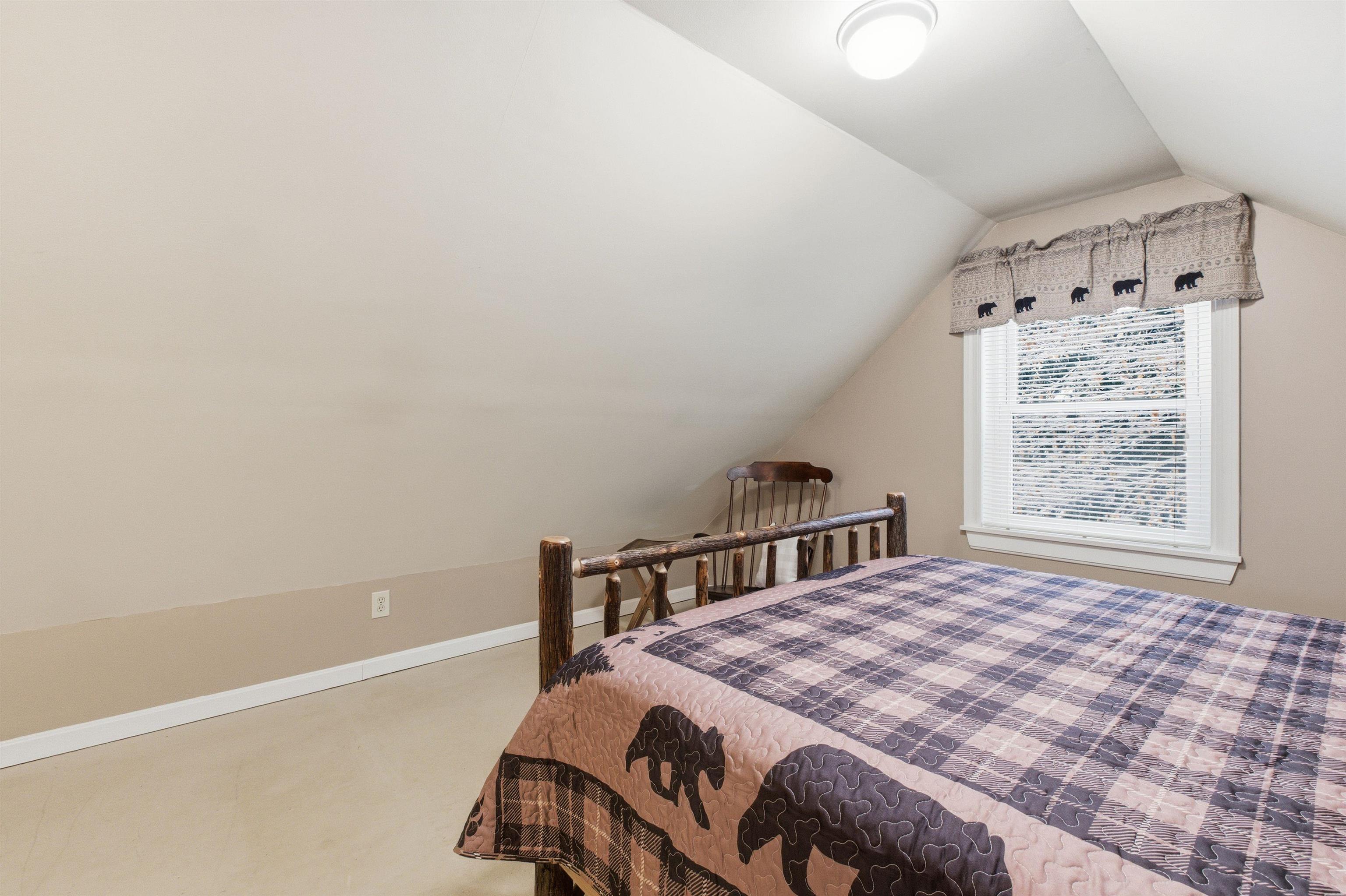 295 Cheever Road Wentworth, NH 03282 - Photo 21 of 46