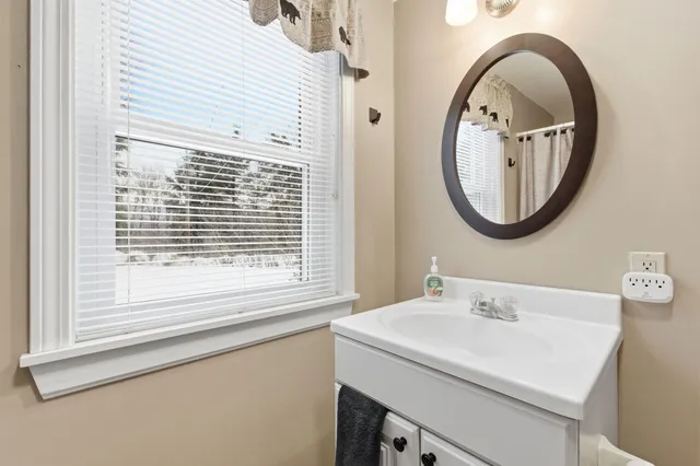 $279,000 | 295 Cheever Road, Wentworth, NH 03282