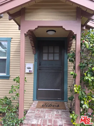 $2,300 | 315 North Venice Boulevard, Unit 2, Venice, CA 90291