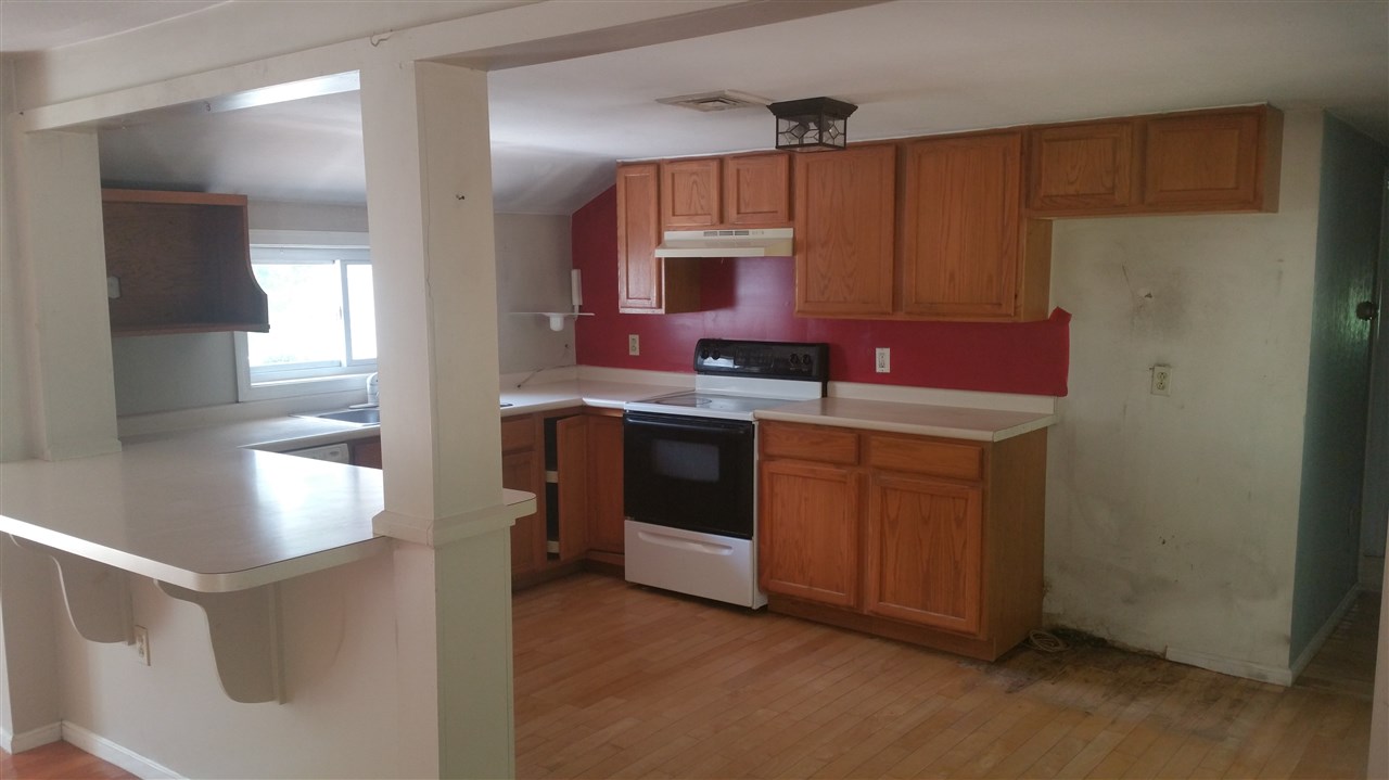 33 Depot Road Sandown, NH 03873 - Photo 5 of 19