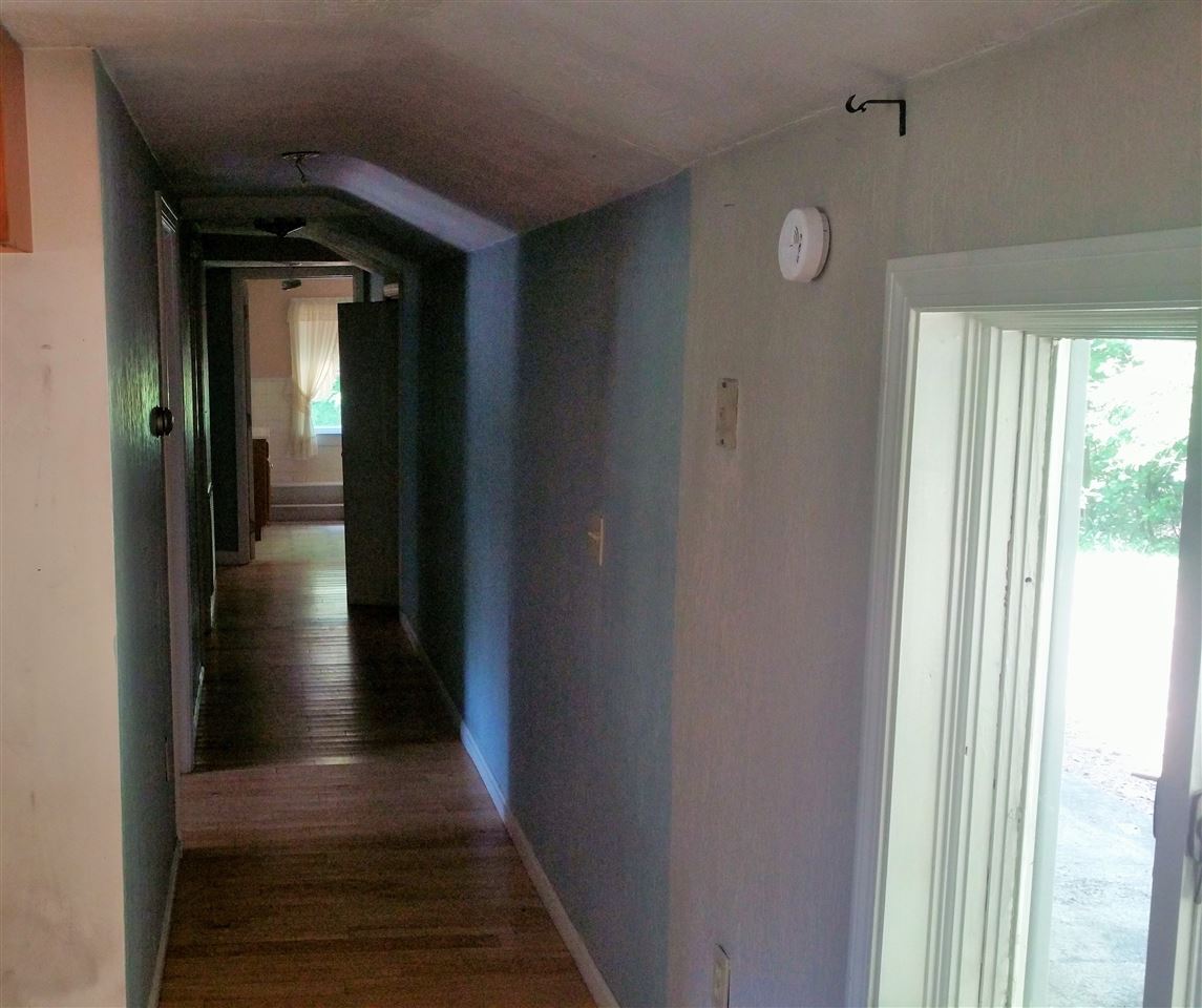 33 Depot Road Sandown, NH 03873 - Photo 6 of 19