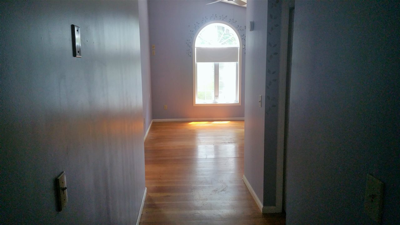 33 Depot Road Sandown, NH 03873 - Photo 10 of 19