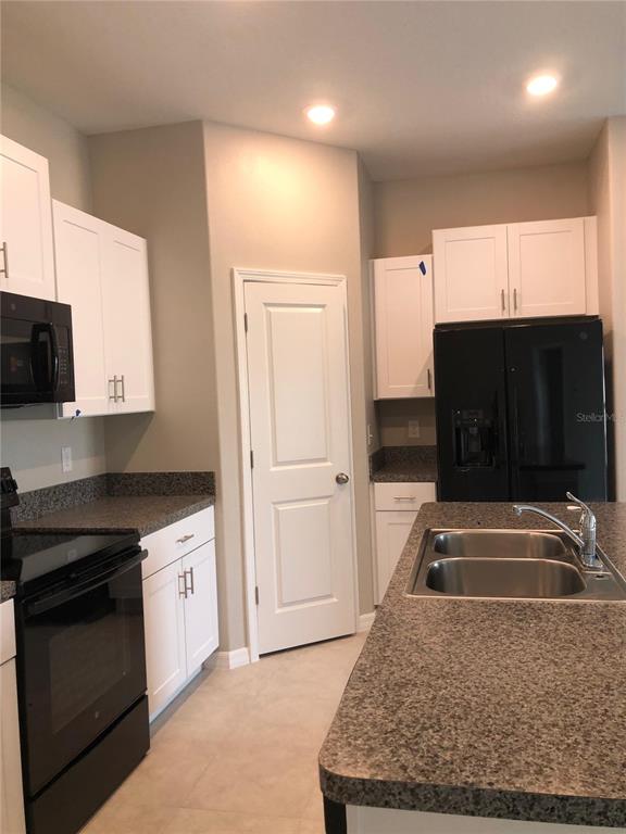 6765 Emerald Spring Loop New Port Richey, FL 34653 - Photo 2 of 10