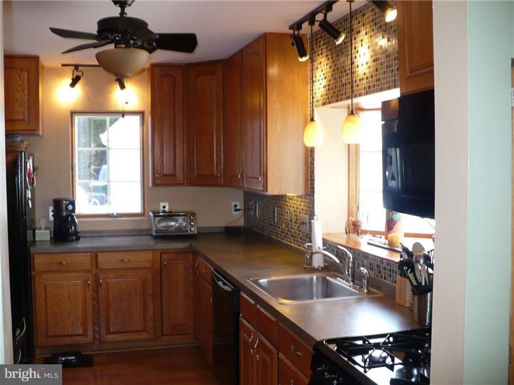 488 Granite Terrace Springfield, PA 19064 - Photo 16 of 18 Gallery Image 16