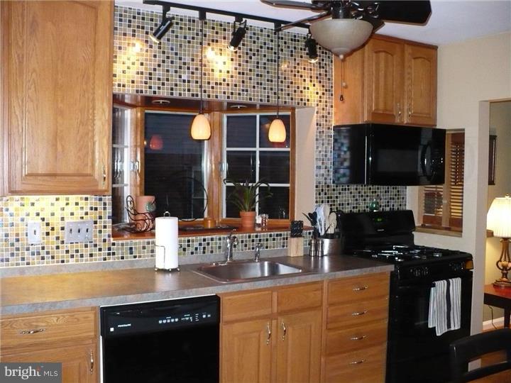 488 Granite Terrace Springfield, PA 19064 - Photo 17 of 18 Gallery Image 17