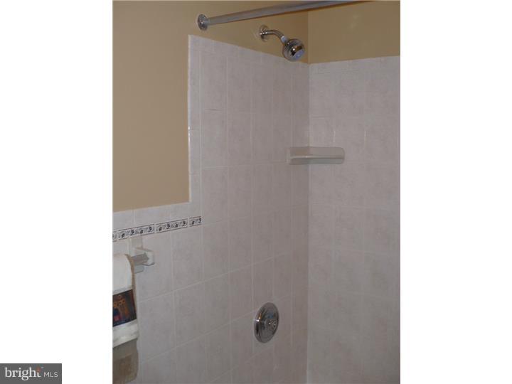 488 Granite Terrace Springfield, PA 19064 - Photo 8 of 18 Gallery Image 8