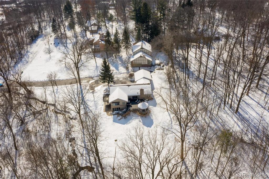 21311 Metroview Road Farmington Hills, MI 48335 - Photo 59 of 78