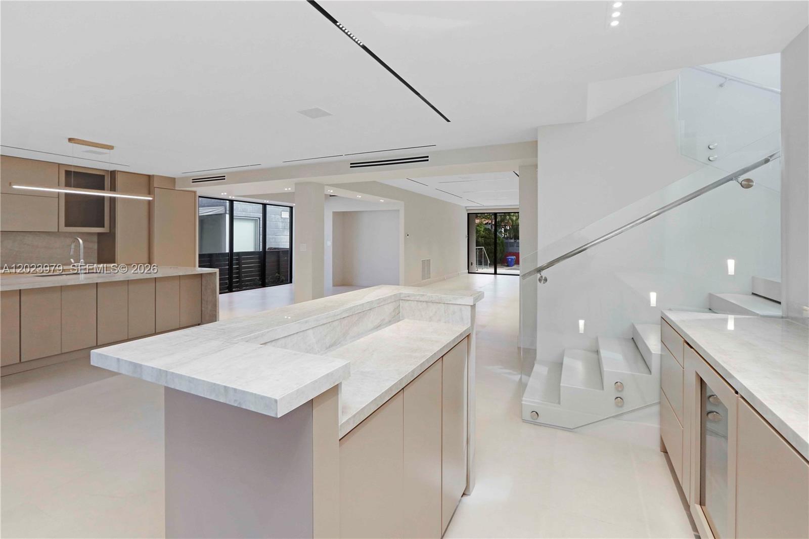 330 Southwest 19th Road Miami, FL 33129 - Photo 17 of 37