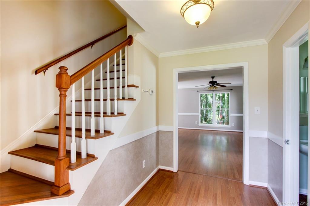 9419 Oren Thompson Road Charlotte, NC 28213 - Photo 5 of 22 Gallery Image 5