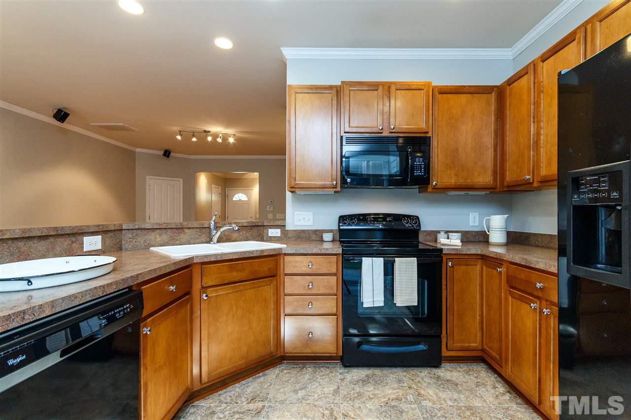 8306 Pilots View Drive Raleigh, NC 27617 - Photo 11 of 30