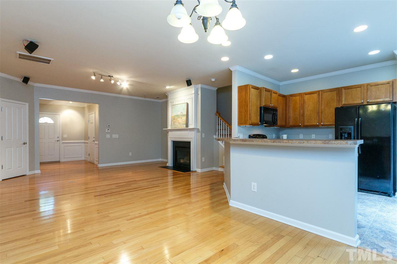 8306 Pilots View Drive Raleigh, NC 27617 - Photo 8 of 30