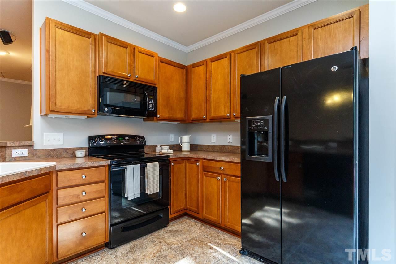 8306 Pilots View Drive Raleigh, NC 27617 - Photo 9 of 30