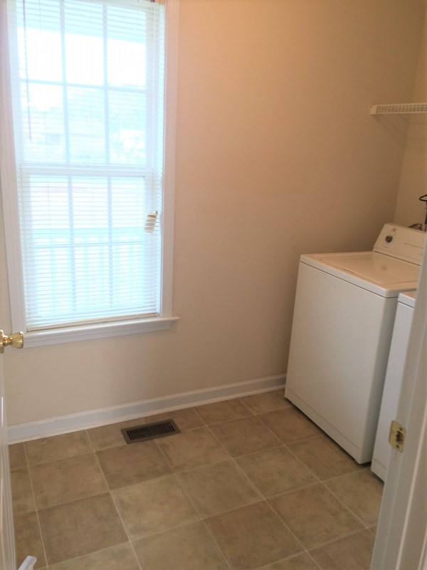 952 Campground Road Selma, NC 27576 - Photo 9 of 21 Gallery Image 9