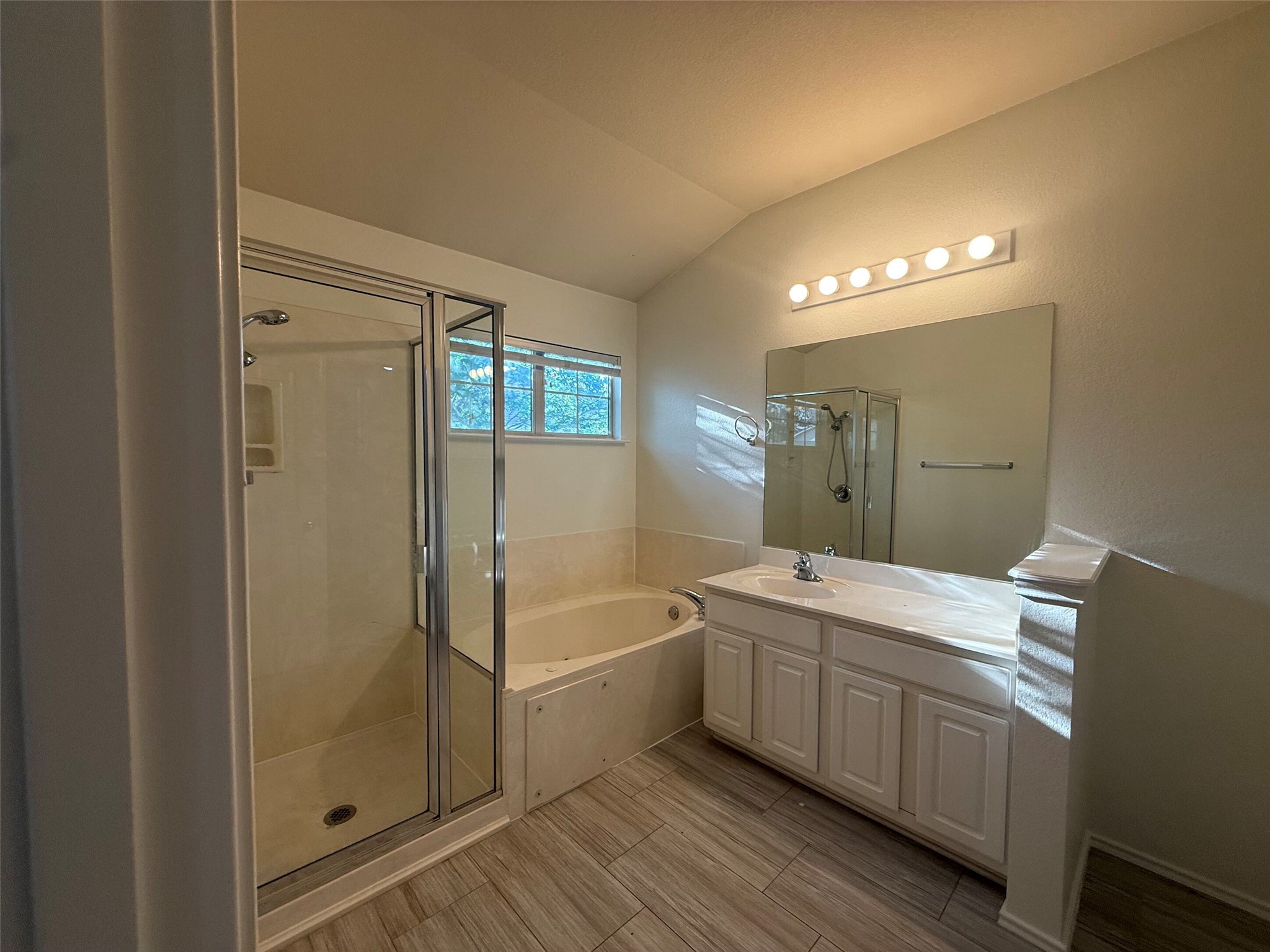 1900 Scofield Ridge Parkway, Unit 3101 Austin, TX 78727 - Photo 13 of 23