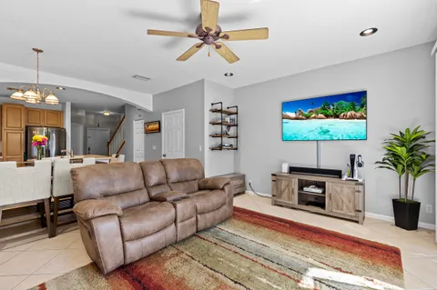 $390,000 | 8068 Briantea Drive, Boynton Beach, FL 33472