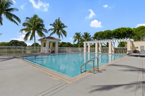 $390,000 | 8068 Briantea Drive, Boynton Beach, FL 33472