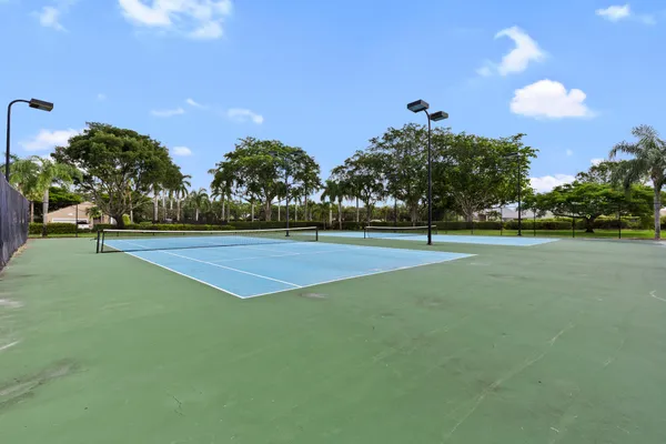 $390,000 | 8068 Briantea Drive, Boynton Beach, FL 33472