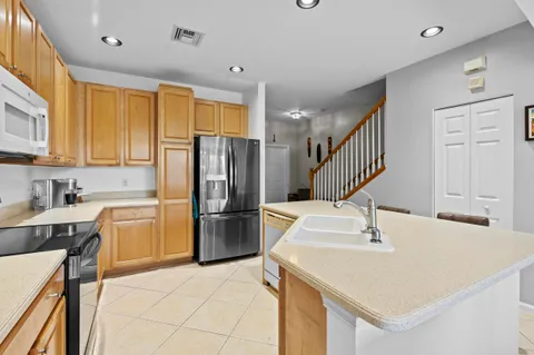 $390,000 | 8068 Briantea Drive, Boynton Beach, FL 33472