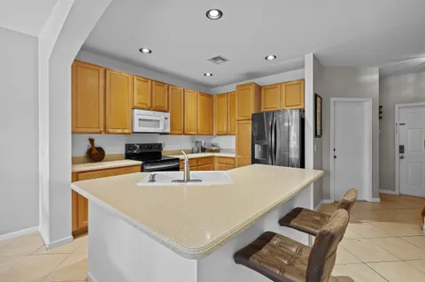 $390,000 | 8068 Briantea Drive, Boynton Beach, FL 33472