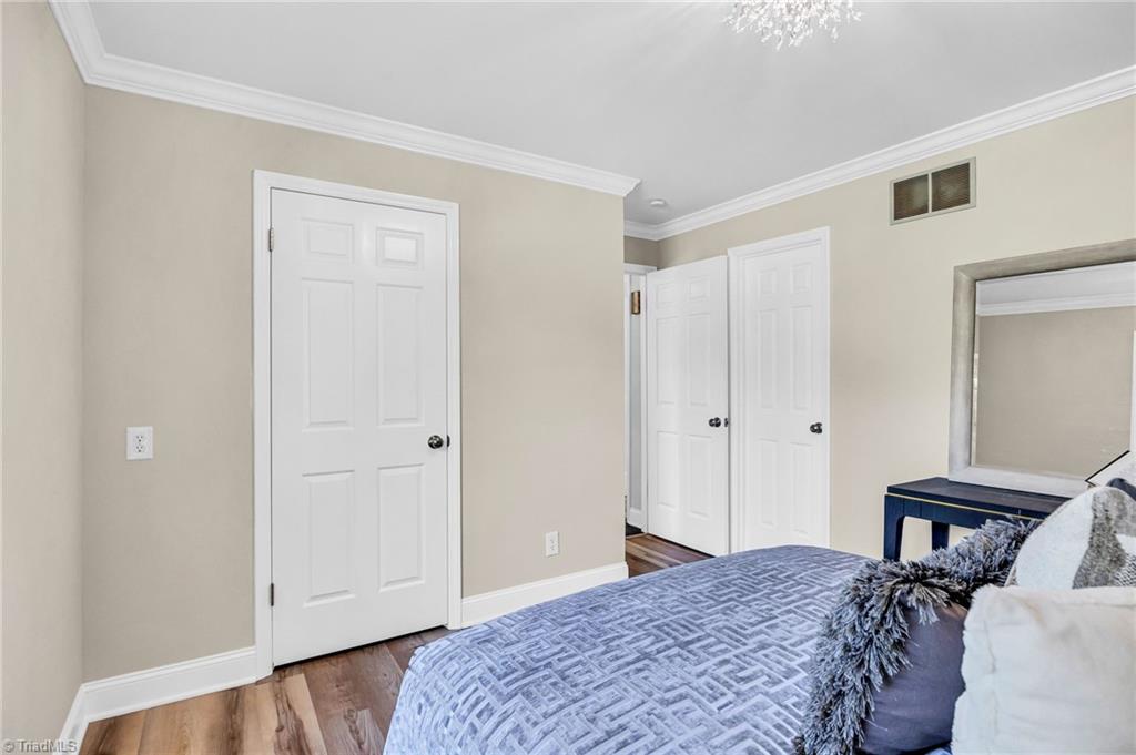 108 Royal Road Jamestown, NC 27282 - Photo 8 of 45 Gallery Image 8