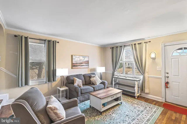 $250,000 | 8362 Oakleigh Road, Parkville, MD 21234