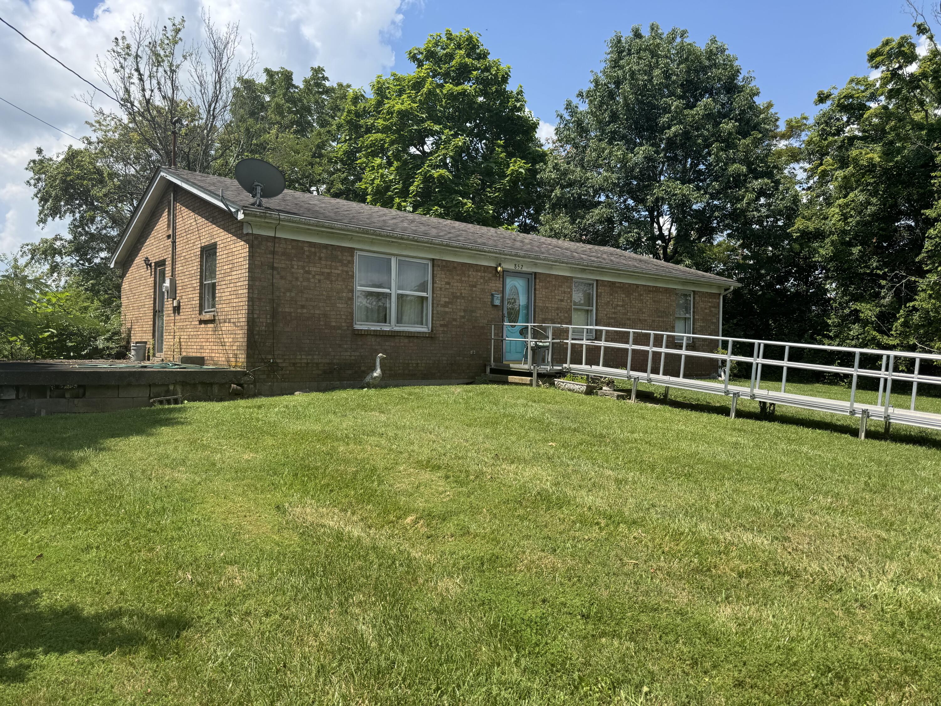 852 Fuzzy Duck Road Lancaster, KY 40444 - Photo 1 of 8 IMG_3491