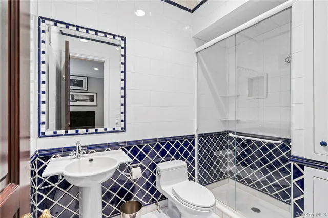 a view of house with garden space and street view