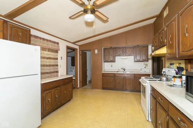 $445,000 | 2487 East 600 North, Greenfield, IN 46140