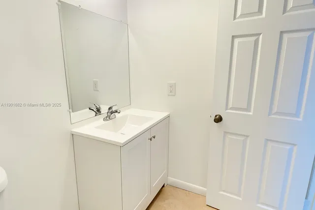 $1,590 | 1475 Northeast 125th Terrace, Unit 307BI, North Miami, FL 33161